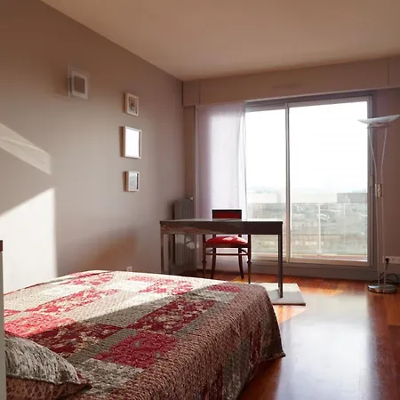 15 With Local Lifestyle Apartment *